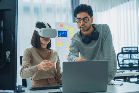 Having created xR for over 12 years, Ashibit-Works has developed VR simulators in extensive train operations to improve the safety and operational training of transportation.